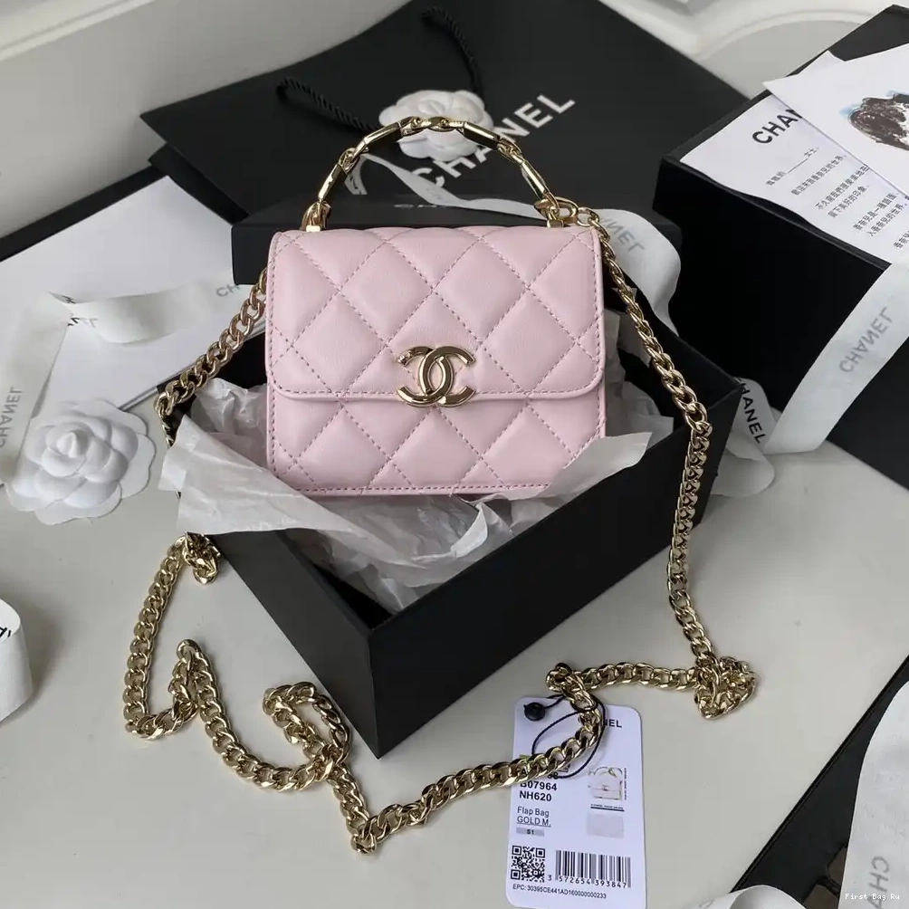 First Bag Ru WITH CHAIN CHANEL CHANELUTCH 0518